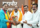 नगर निगम पहुंचने पर जिला पंचायत अध्यक्ष अजय मौर्या का भव्य स्वागत