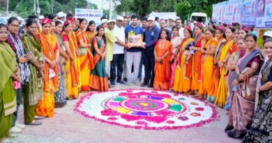 जनसेवा और स्वच्छता को समर्पित दो दिवसीय कार्यक्रमों का हुआ आगाज – वेंडिंग जोन में महिला हाट बाजार, बहुद्देशीय एवं चिकित्सा शिविर का हुआ शुभारंभ – पीएम मोदी और सीएम धामी जनसेवा के प्रतीकः विकास शर्मा
