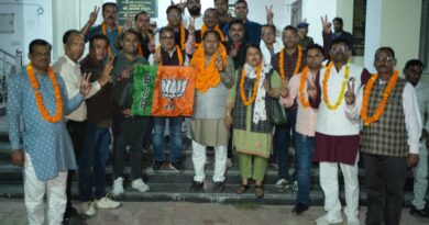 बिहार में एनडीए की शानदार जीत पर भाजपाईयों ने मनाया जश्न – प्रधानमंत्री मोदी के नेतृत्व में देश के विकास मॉडल पर बिहार की जनता ने लगाई मुहरः विकास शर्मा