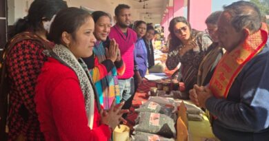 जन जन की सरकार, जन जन के द्वार अभियान के अंतर्गत न्याय पंचायत बरहैनी में हुआ भव्य बहुउद्देशीय शिविर का आयोजन  शिविर में प्रशासन और जनता के बीच हुआ सीधा संवाद  ग्रामीणों को मिली एक ही छत के नीचे सभी सेवाएं  लगभग 2442 लोगों ने लिया शिविर का लाभ