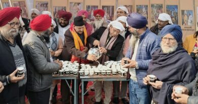 वीर बाल दिवस पर चार साहिबज़ादों को दी गयी भावपूर्ण श्रद्धांजलि – साहिबज़ादे चौक पर सांसद अजय भट्ट, विधायक शिव अरोरा सहित जनप्रतिनिधियों ने किया नमन – चित्र प्रदर्शनी के माध्यम से प्रदर्शित हुआ अद्वितीय बलिदान