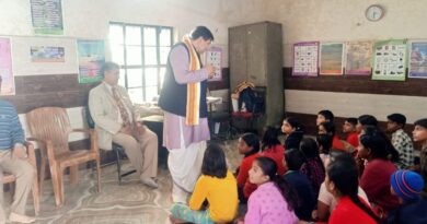 संस्कृत शिक्षा सचिव दीपक कुमार ने किया आदर्श संस्कृत ग्राम नूरपुर पंजानहेड़ी का निरीक्षण