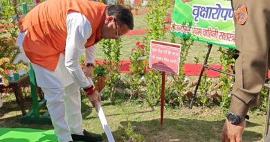‘एक पेड़ माँ के नाम’ अभियान के तहत मुख्यमंत्री ने किया वृक्षारोपण