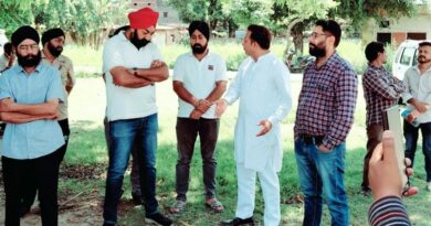 निराश्रित पशुओं का कहर: युवक की मौत पर फूटा गुस्सा, प्रशासन पर लापरवाही के आरोप