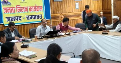 49 शिकायतों पर डीएम ने की जनसुनवाई, अधिकारियों को दिए समयबद्ध निस्तारण के निर्देश