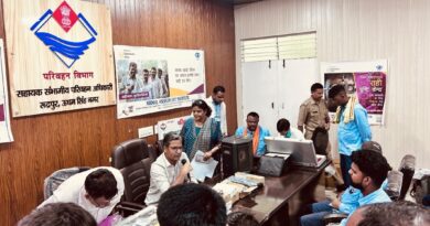 रुद्रपुर एआरटीओ कार्यालय में वाहन चालकों के लिए निःशुल्क नेत्र परीक्षण शिविर आयोजित