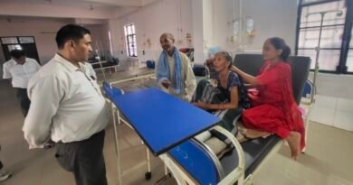 सीएमओ ने नागरिक चिकित्सालय खटीमा का किया औचक निरीक्षण, मरीजों से जाना स्वास्थ्य सेवाओं का हाल