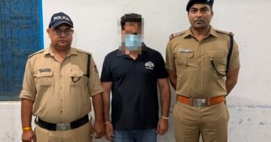 रुद्रपुर में स्कूटी को टक्कर मारने के बाद मारपीट, मुख्य आरोपी सन्नी चुघ गिरफ्तार एलायंस कॉलोनी फ्लाईओवर पर हुई थी घटना, गंगापुर रोड से पुलिस ने दबोचा