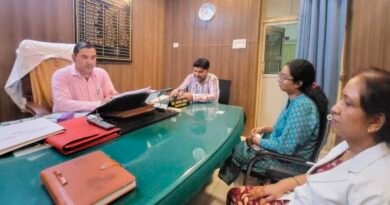 सीएमओ ने तीन सरकारी अस्पतालों का किया औचक निरीक्षण स्वास्थ्य सेवाओं की जमीनी हकीकत परखी, मरीजों से लिया फीडबैक