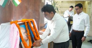 गांधी-शास्त्री जयंती पर डीएम ने दिलाया सत्य, अहिंसा और ईमानदारी का संदेश