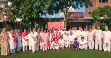 दिव्य शक्ति मंदिर में गूंजा योग का संदेश, भारतीय योग संस्थान ने मनाया 60वां योग दिवस दीप प्रज्वलन के साथ हुआ शुभारंभ, साधक-साधिकाओं ने उत्साहपूर्वक किया प्रतिभाग