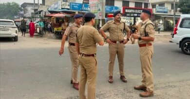 वीवीआईपी कार्यक्रम को लेकर खटीमा में यातायात डायवर्जन प्लान लागू आज कई मार्गों पर रहेगा डायवर्जन, ई-रिक्शा व ऑटो समेत कई वाहनों के संचालन पर प्रतिबंध