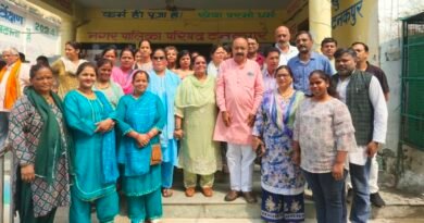 टनकपुर-बनबसा क्षेत्र के विकास को लेकर नगर पालिका में बैठक, मुख्यमंत्री के फैसलों पर जताया आभार