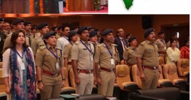 मानव तस्करों के नेटवर्क पर प्रहार की तैयारी, छह राज्यों की पुलिस ने मिलकर बनाई रणनीति पंतनगर में जुटे 134 प्रतिनिधि, अपहृत 13 वर्षीय बालिका को बिहार से बरामद कर पांच आरोपियों की गिरफ्तारी का मामला बना चर्चा का केंद्र चार माह के अपहृत शिशु को भी पुलिस ने सकुशल बचाया, उत्कृष्ट कार्य करने वाले 11 पुलिसकर्मी सम्मानित
